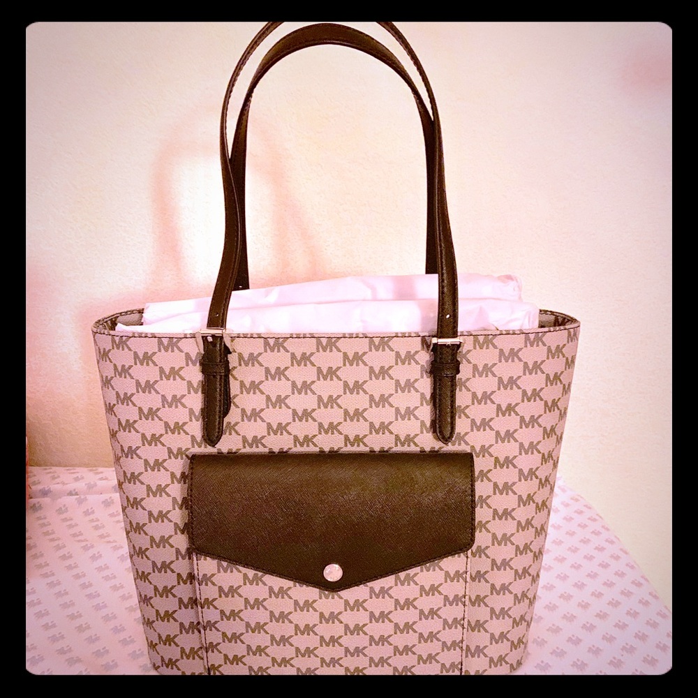 Michael Kors bag
